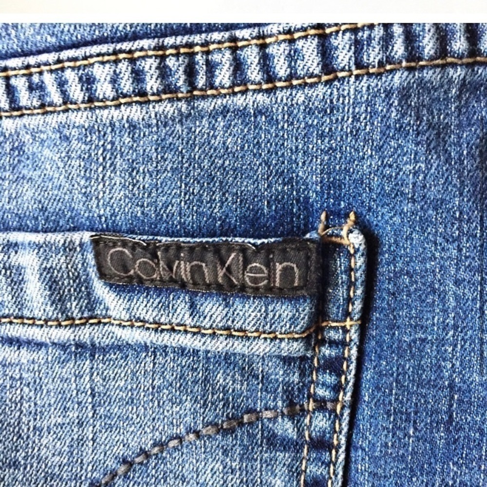 Calvin Klein Mini Jean Skirt Size 33 / 16 - Picture 5 of 8